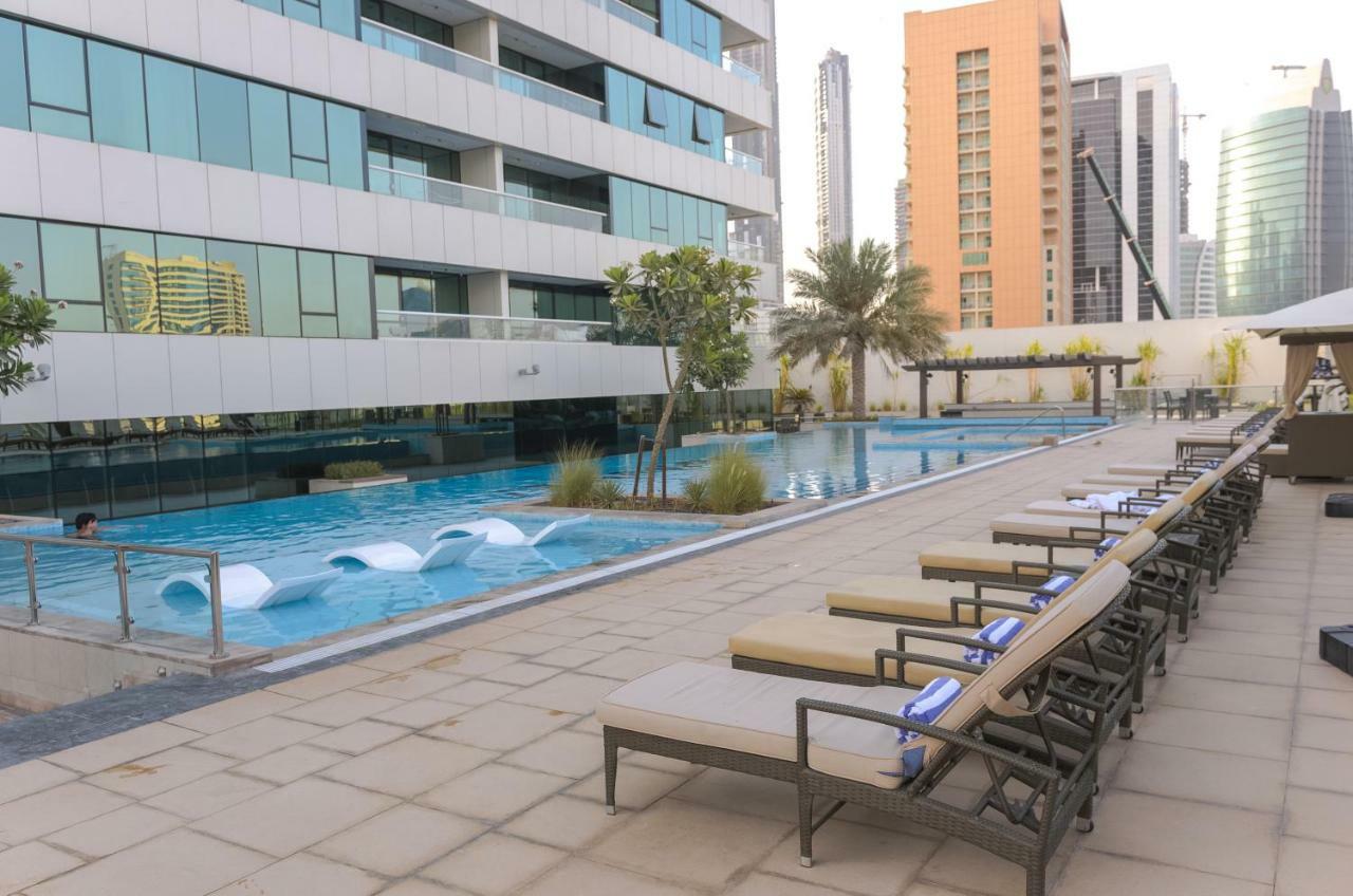 Waterfront Downtown- Damac Maison Canal View Dubai Exterior foto